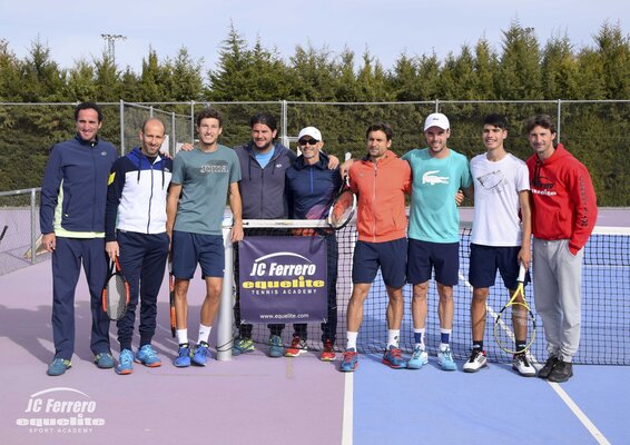 Prominenz beim Training: David Ferrer, Roberto Bautista Agut, Pablo Carreno Busta und andere