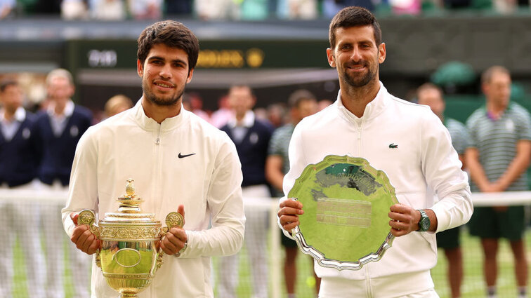 Carlos Alcaraz krönte sich gegen Novak Djokovic zum Wimbledon-Champion.