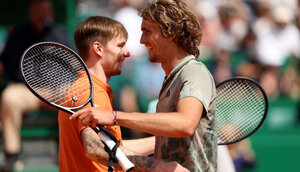 Zwei, die sich kennen und bestens verstehen: Alexander Bublik und Alexander Zverev